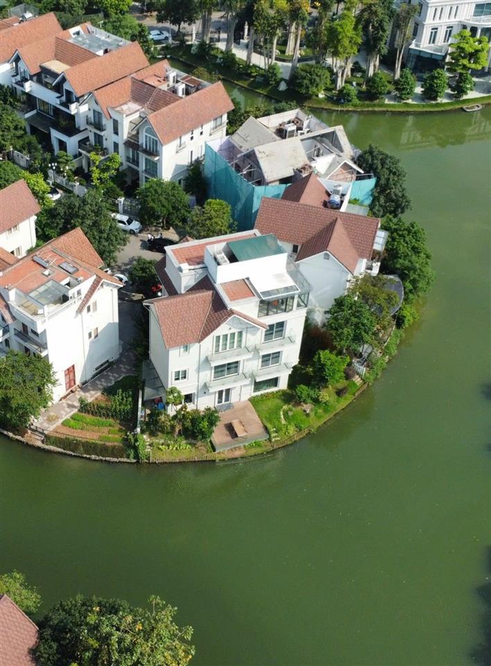 Tin chuẩn. giá 115 tỷ đơn lập vinhomes riverside 336m. ngã ba sông hoàn thiện đẹp, nhận nhà ở ngay