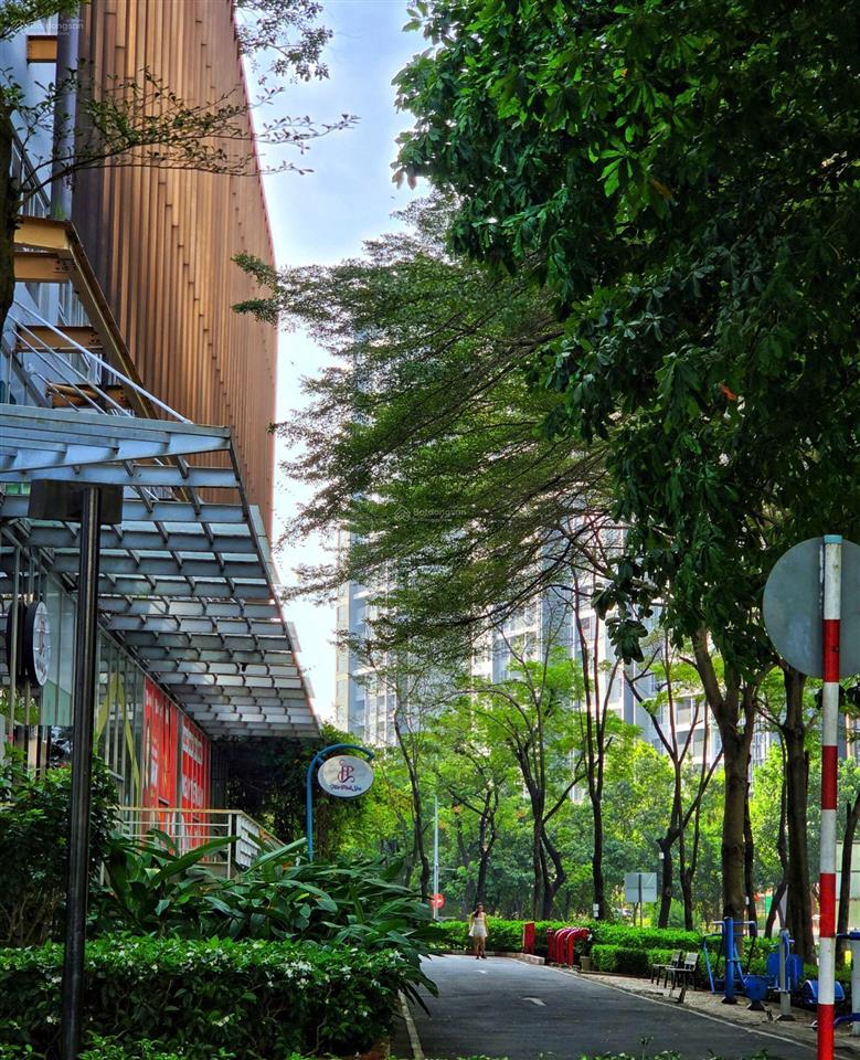 Bán cc dragon hill 100m2 giá cực tốt không có căn thứ 2.  0777 649 ***