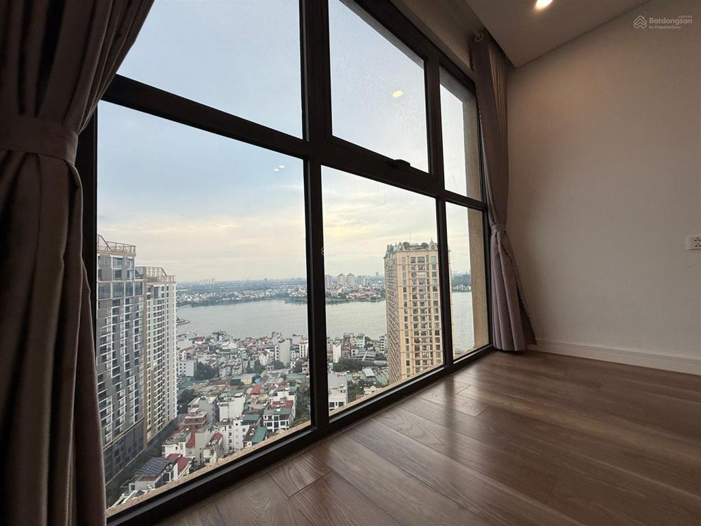 Chính chủ căn hộ 3pn view hồ tây tòa el dorado 2 cần bán gấp full nội thất sổ đỏ, giá 14 tỷ