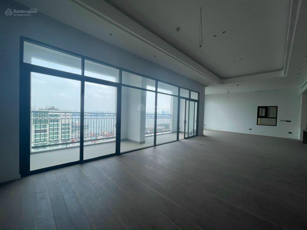 Độc quyền quỹ căn penthouse 234m² view hoa hậu d'le roi soleil 59 xuân diệu  0988 799 ***