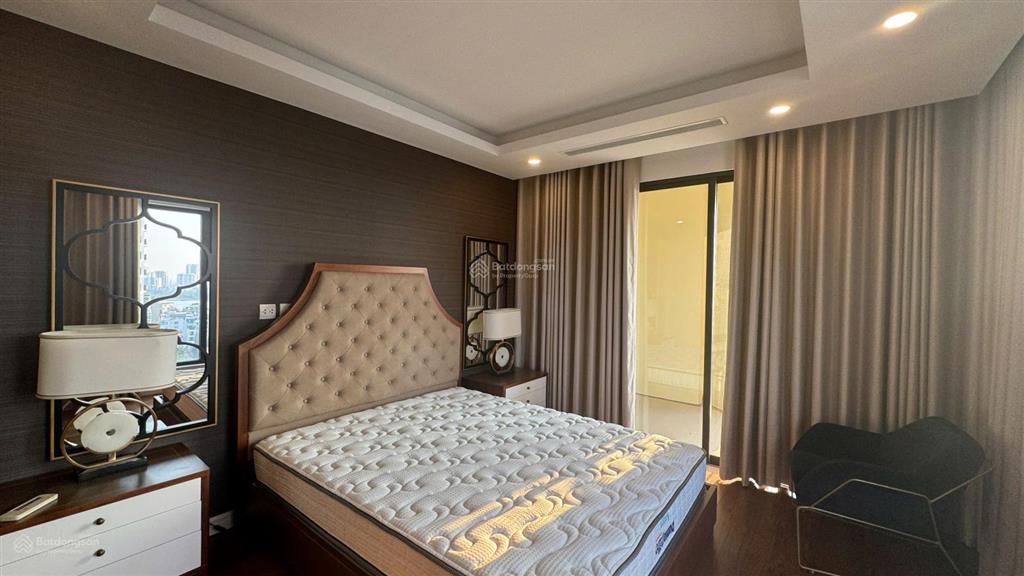Chính chủ căn hộ cần bán gấp căn hộ 146m2 d. le roi soleil 59 xuân diệu giá tốt,  0988 799 ***