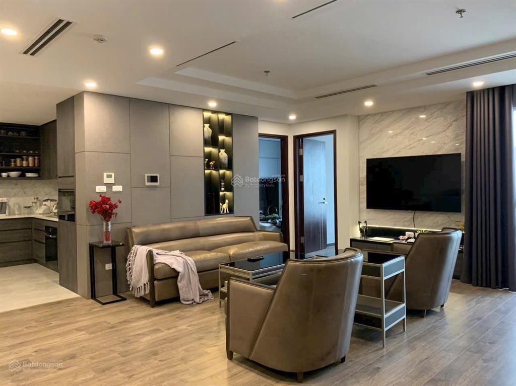 Chính chủ căn hộ cần bán gấp căn hộ 120m2 view sông hồng aqua yên phụ giá 18 tỷ **  0988 799 ***