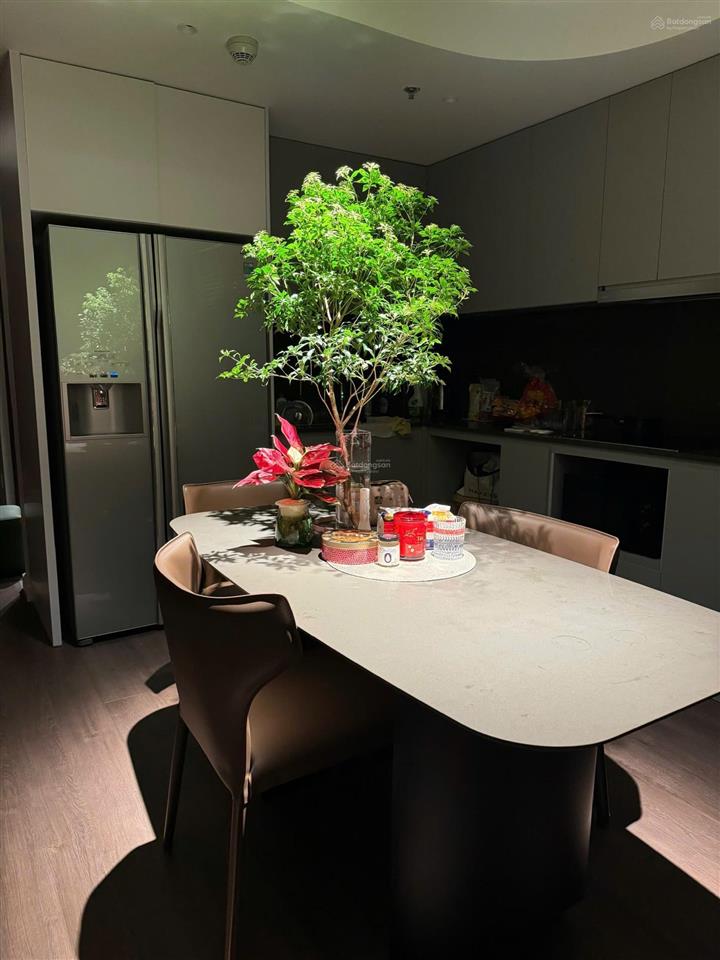 Cần bán gấp chuỗi căn hộ 2pn 88m2 sẵn hđ thuê soleil 59 xuân diệu 098799924 giá 120tr/m2