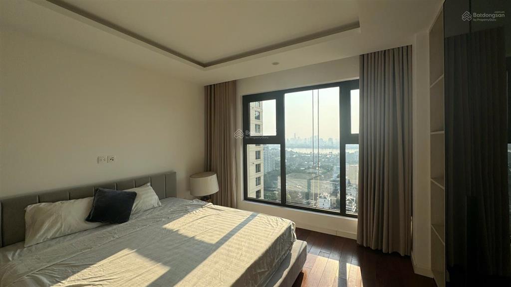 Tôi cần bán gấp chuỗi căn hộ 2pn hiện đang cho thuê giá 12 tỷ ** tại d’. le roi soleil 59 xuân diệu