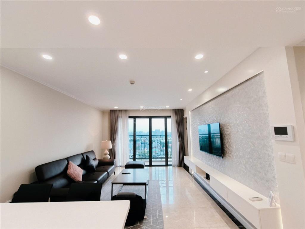 Chính chủ căn hộ chủ hongkong cần bán căn hộ 110m2 view hồ cao 17 tỷ ** d leroi soleil 0988 799 ***