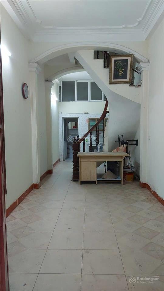 Cho thuê nhà chính chủ 5 tầng ngay đầu ngõ 142 đường kim giang, gần chợ kim giang