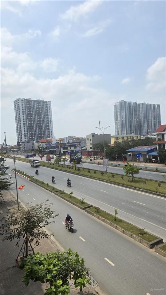 Nhà tôi cần cho thuê tầng 1 mặt đường bùi viện, khu đô thị waterfront. giá 6 triệu.  0378 478 ***