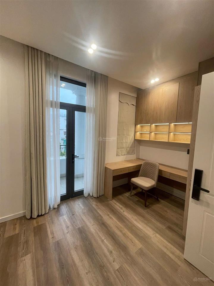 Bán nhà xây mới mặt đường tô hiệu, ngang rộng đẹp.  0378 478 ***