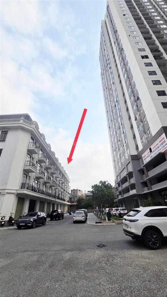 Bán shophouse đối diện chung cư 384 lê thánh tông, giá giảm mạnh, bán trong tháng.  0378 478 ***