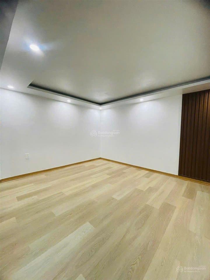 Hạ giá sâu mặt đường nguyễn đức cảnhhải phòng.0378 478 ***