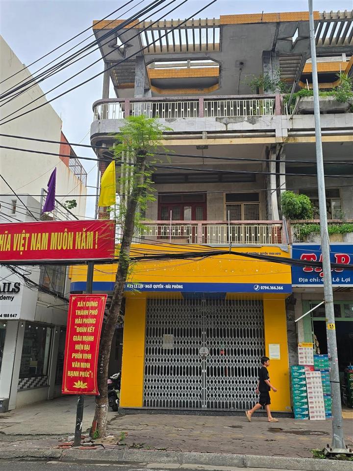 Bán nhà lô góc mặt đường lê lợi,giá cực tốt!