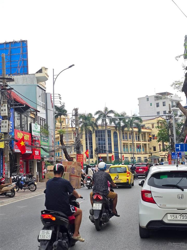 Bán nhà lô góc mặt đường lê lợi,giá cực tốt!