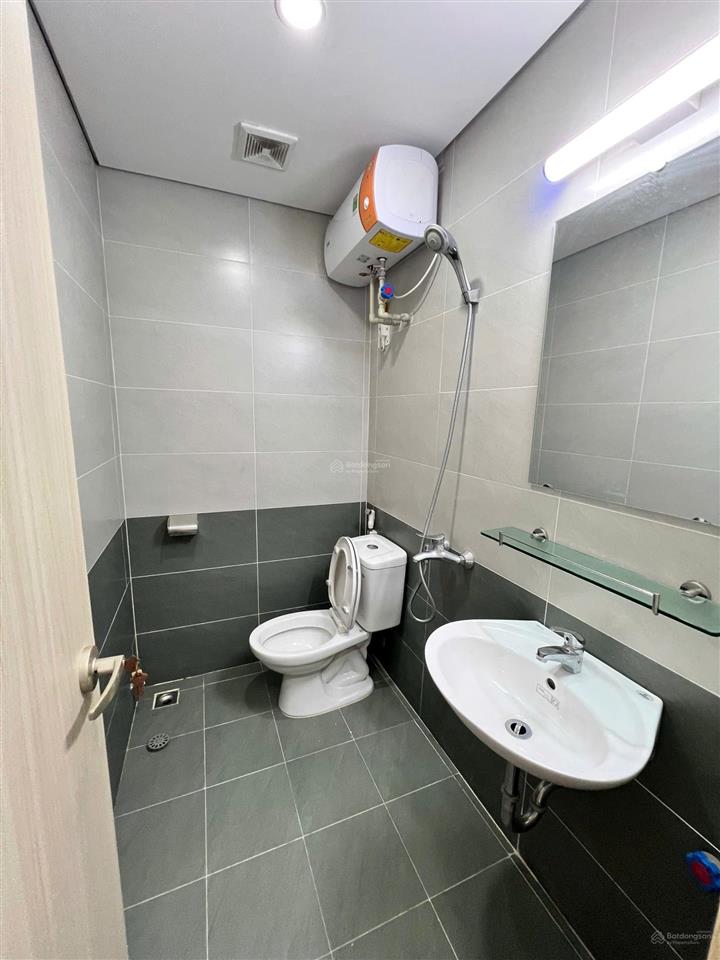 Cho thuê chung cư hoàng huy đổng quốc bình  lạch tray 5 tr/ tháng thiết kế 2 ngủ + 2 wc