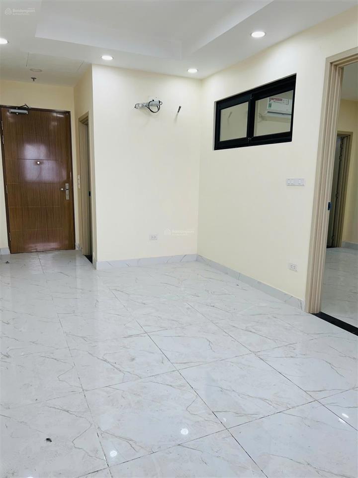 Bán căn hộ 2 ngủ 2vs toà hh1 giá rẻ chỉ 720 tr (có thương lượng) chung cư đổng quốc bình
