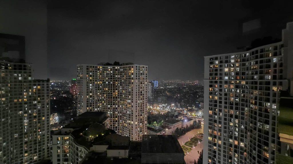 Bán Căn hộ tầng cao R1B, 110m2 full đồ view toàn thành phố Hà Nội 