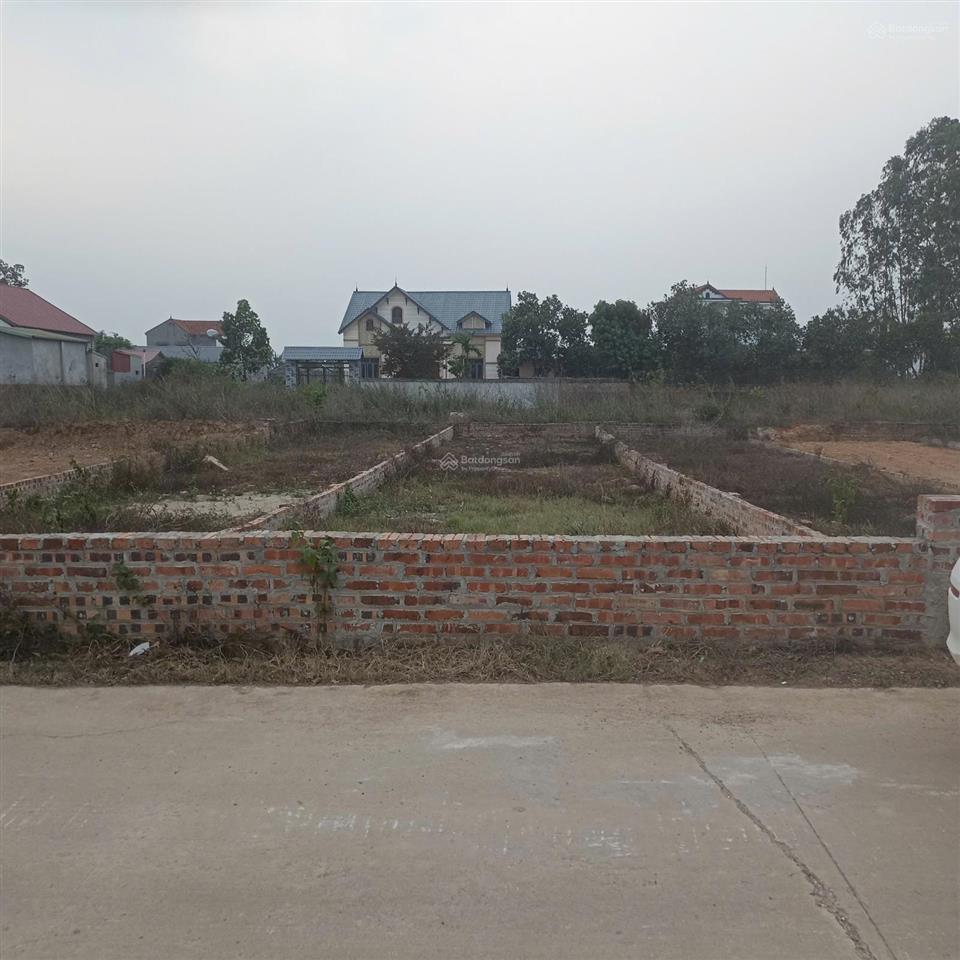 Vợ chồng em cần bán gấp lô đất tạ khu tái định cư xã minh trí, sóc sơn, hà nội (nay là xã kim anh)