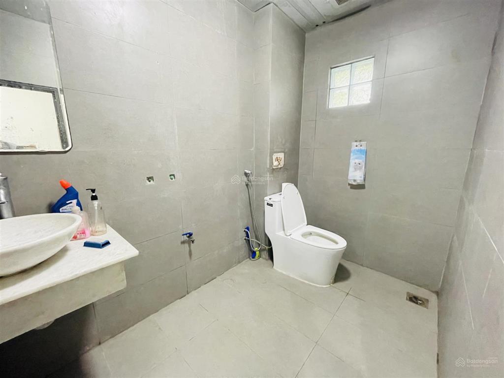 Nhà đẹp chính chủ tân cổ điển bìa làng vân nội. có thang máy,74m2 đường 7m.view dự án. ở được luôn