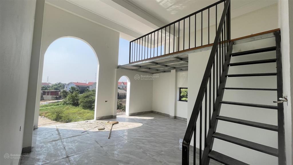 Bán toà nhà trọ 3 tầng có 10 phòng cho thuê full nội thất, sát kcn yên bình, cho dòng tiền luôn