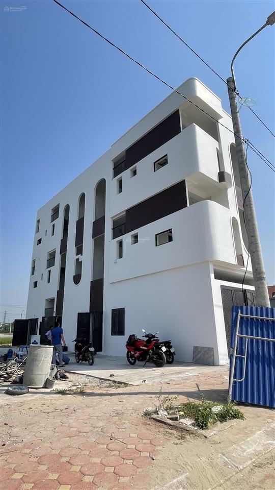 Bán toà nhà trọ 3 tầng có 10 phòng cho thuê full nội thất, sát kcn yên bình, cho dòng tiền luôn