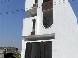 Bán toà nhà trọ 3 tầng có 10 phòng cho thuê full nội thất, sát kcn yên bình, cho dòng tiền luôn
