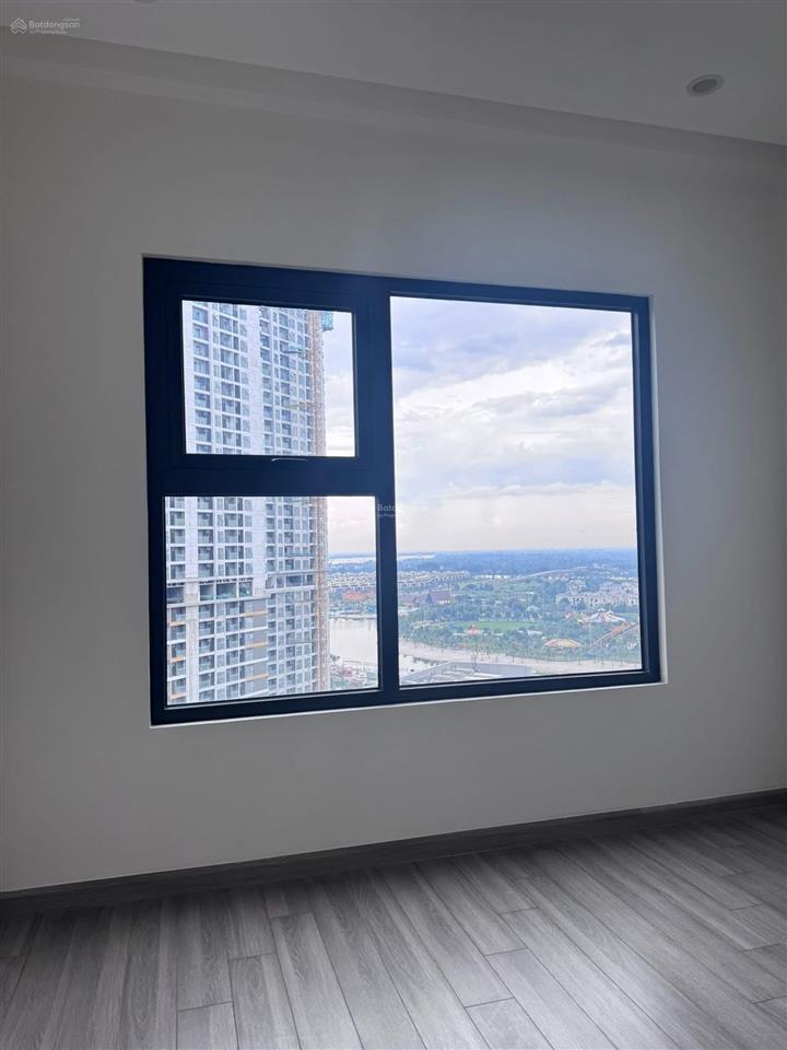 Căn 2pn + 2wc tầm view cực thoáng nhìn quảng trường và vincom mua trực tiếp cdt thanh toán tiến độ