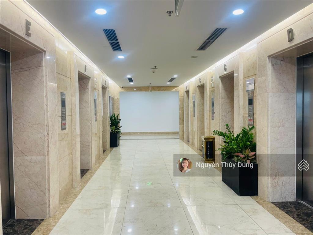 Cho thuê văn phòng hạng a rox tower 54a nguyễn chí thanh, diện tích 1800m2 có cắt lẻ