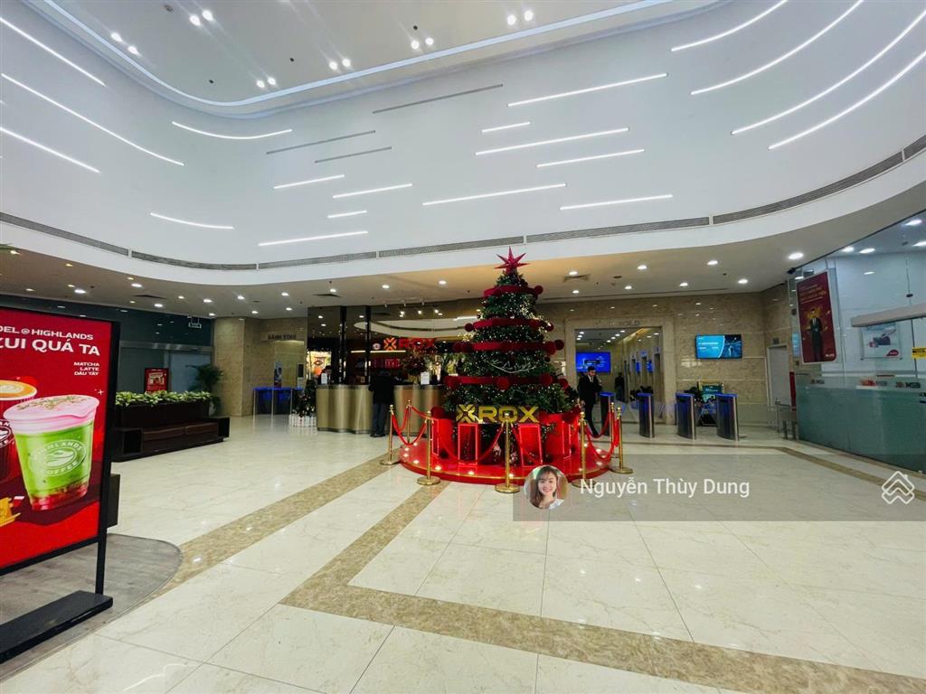 Cho thuê văn phòng hạng a rox tower 54a nguyễn chí thanh, diện tích 1800m2 có cắt lẻ