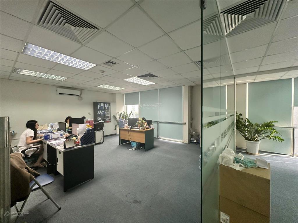 Cho thuê vp hạng a, dt 1600m2 có cắt lẻ tại tòa nhà the west tower  265 cầu giấy