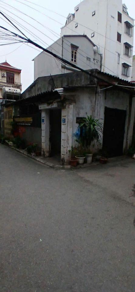 Bán nhanh BĐS dòng tiền lô góc trung tâm Trâu Quỳ/Gia Lâm 60m2 vuông vắn đường nhựa 6m thông