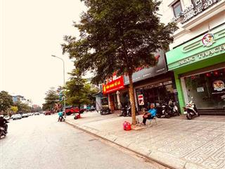 Cho thuê nhà mặt phố Nguyễn Khiêm Ích/Trâu Quỳ đường 22m vỉa hè, phù hợp văn phòng