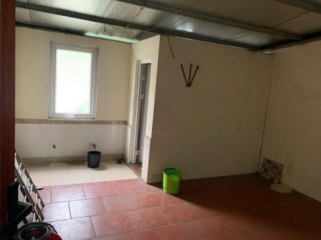 Cho thuê lô góc mặt phố trung tâm Trâu Quỳ 80m2 đường 10m mtien 5m kinh doanh ăn uống