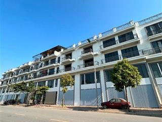 Cho thuê nhà nguyên căn mới 100% 80m2 5 tầng thang máy đường 22m TT Trâu Quỳ,Gia Lâm