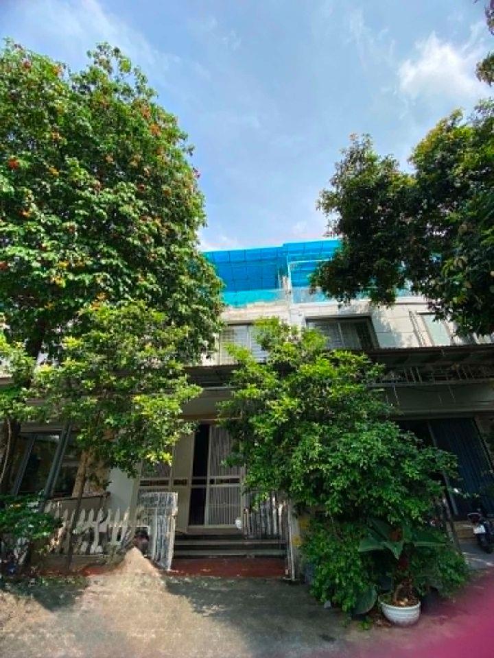 Cho thuê nhà nguyên căn 132m2 4 tầng 2 mặt tiền vừa ở vừa kinh doanh KĐT Đặng Xá,Gia Lâm