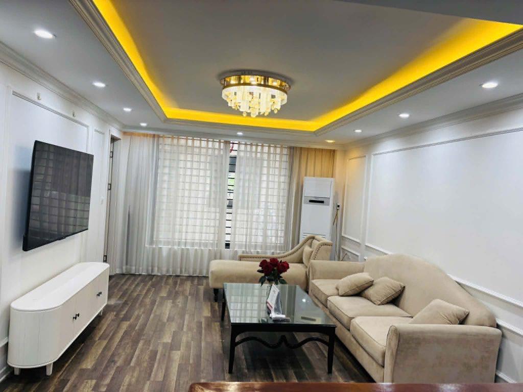 - Bán nhà nguyên căn khu 31ha ,Trâu Quỳ, Gia Lâm, Hà Nội - Diện tích nhà 90m2 mặt tiền 6m đường trước nhà 11m vỉa hè - K