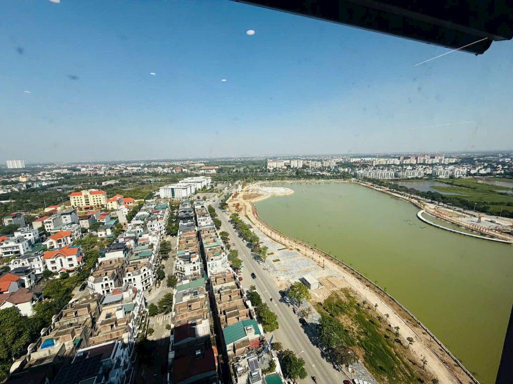 Cho thuê nhà nguyên căn mặt phố  Thành Trung, Trâu Quỳ 90m2 mtien 6m vỉa hè 5m VIP