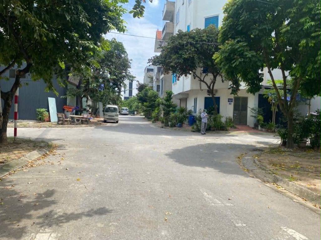 Chính chủ bán 77m2 Ngọc Khám, Thuận Thành 2 mặt tiền nở hậu 5m78 gần Quốc lộ 17