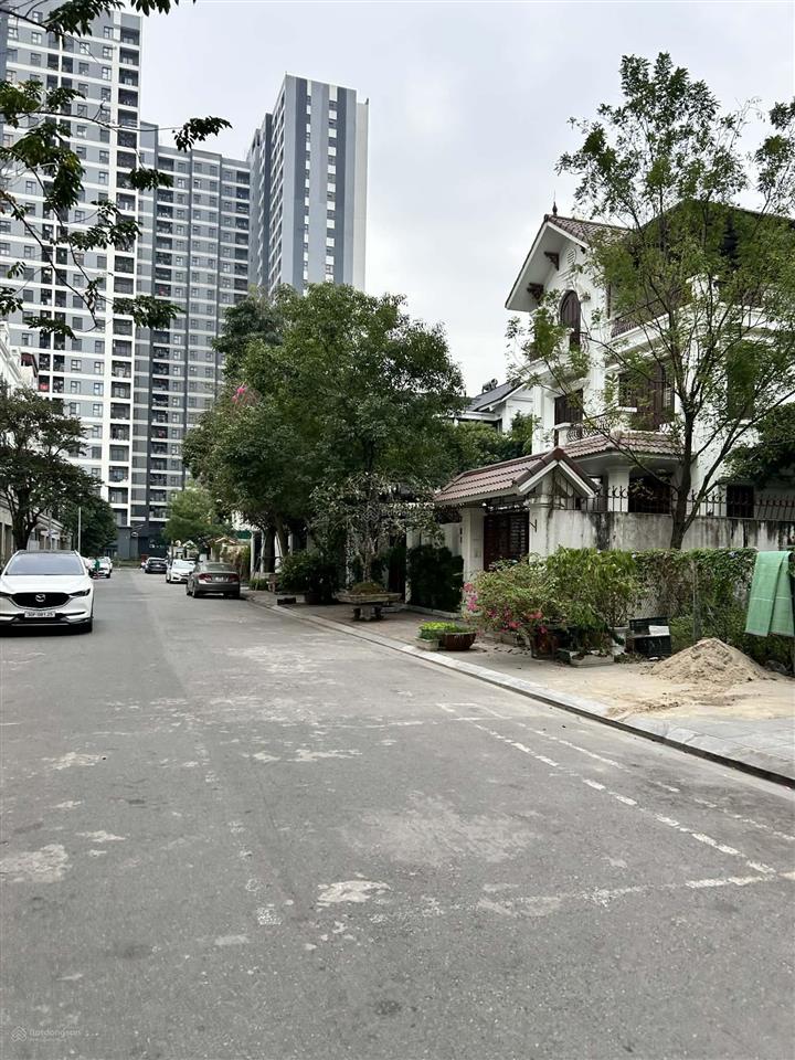 Bán đất biệt thự khu đấu giá 31ha trâu quỳ/gia lâm 236m2 đường to vị trí đẹp kinh doanh