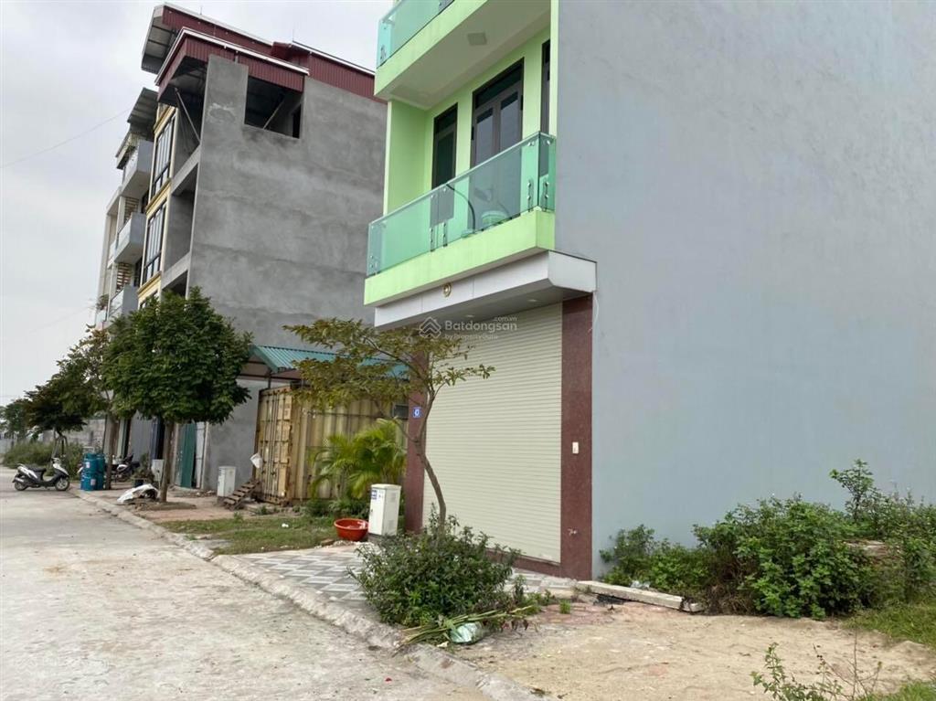 Bán đất phân lô trâu quỳ, gia lâm, khu tái định cư 7.2ha 60m2 không lỗi, giá tốt.