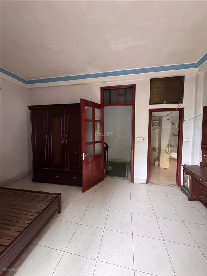Bán nhà 4 tầng mặt phố nguyễn huy nhuận, gia lâm 35m2 mặt tiền 5m đường 15m ở ngay