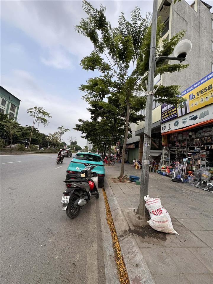 Bán đất mặt phố đường đôi lý thánh tông, trâu quỳ 68m2 mtien 4.5m siêu kinh doanh