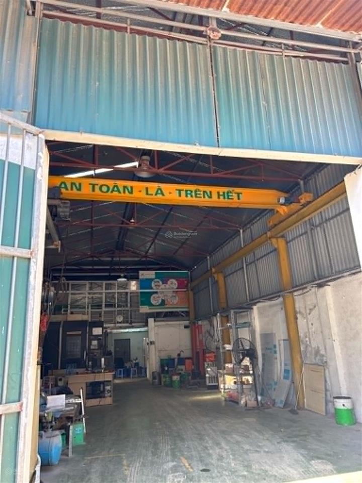 Bán đất mặt phố giáp hải, bát tràng, gia lâm 170m2 mt 8m đường 17m vỉa hè, tặng xưởng dòng tiền
