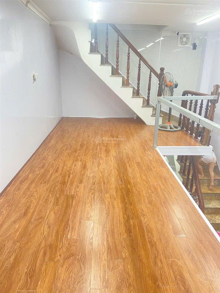 Cho thuê căn hộ dịch vụ, mbkd, nhà riêng mặt tiền phố nguyễn đức thuận, gia lâm 3 tầng kinh doanh