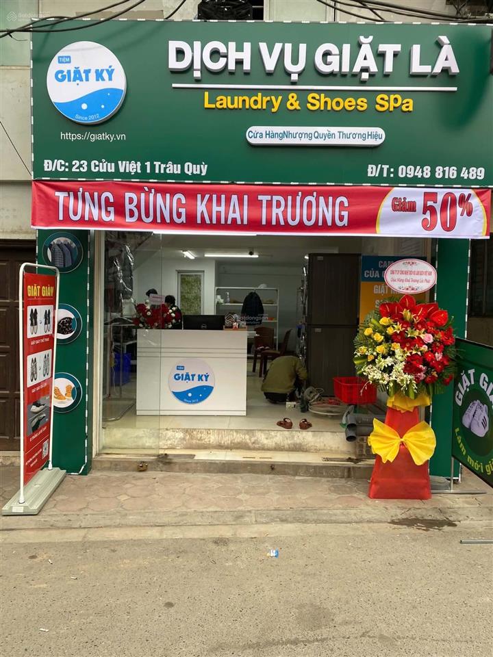 Cho thuê căn hộ dịch vụ, mbkd mặt phố ngô xuân quảng 45m2 (sd 120m2) trâu quỳ 3pn 2vs