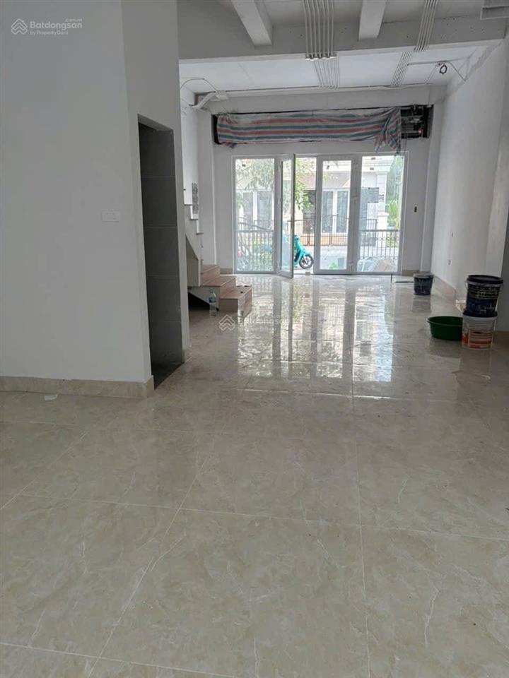 Cho thuê căn hộ dịch vụ, mbkd 75m2 lô góc 5 sàn đường phân lô khu trâu quỳ, gia lâm
