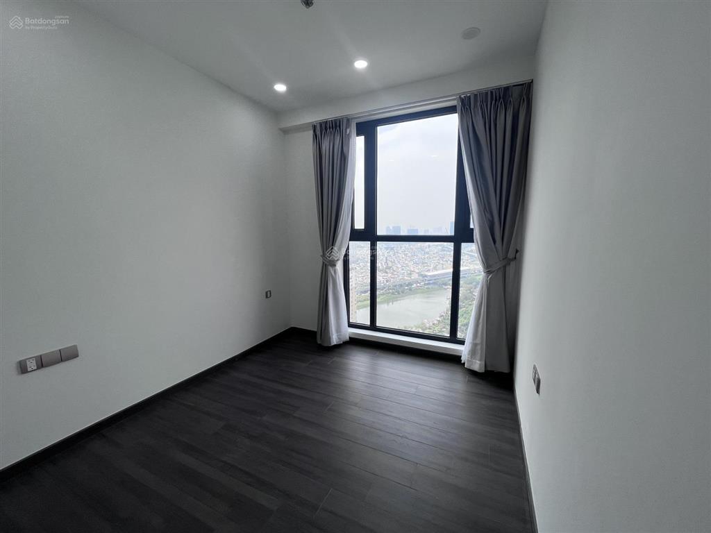 Cho thuê penthouse park view điện biên phủ   0901 422 ***