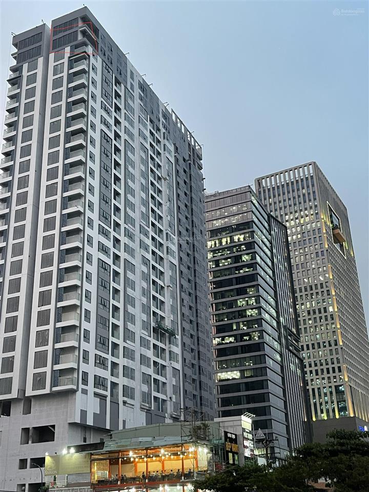 Cho thuê penthouse park view điện biên phủ   0901 422 ***