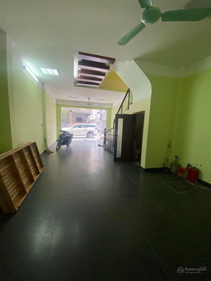 Cho thuê nhà số 45a ngõ 30 nguyễn thị định. dt 68m2 x 5t. mt 4,5m. đường 2 ô tô tránh nhau