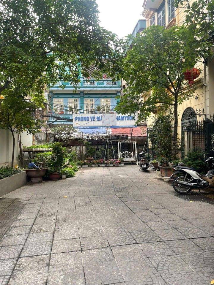 Cho thuê nhà đã sơn sửa đẹp nhà 5 tầng số 7 ngõ 2 linh lang, ba đình  ngõ ô tô tránh nhau