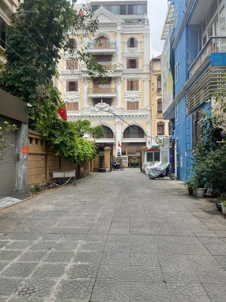 Cho thuê nhà đã sơn sửa đẹp nhà 5 tầng số 7 ngõ 2 linh lang, ba đình  ngõ ô tô tránh nhau