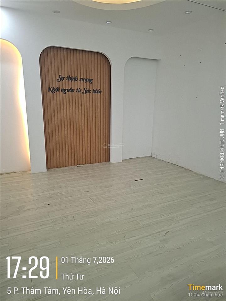 Cho thuê nhà 16 ngõ 122 trung hòa, cách 1 nhà ra mặt phố trung hòa. dt 105m x 4.5t. mt 6m